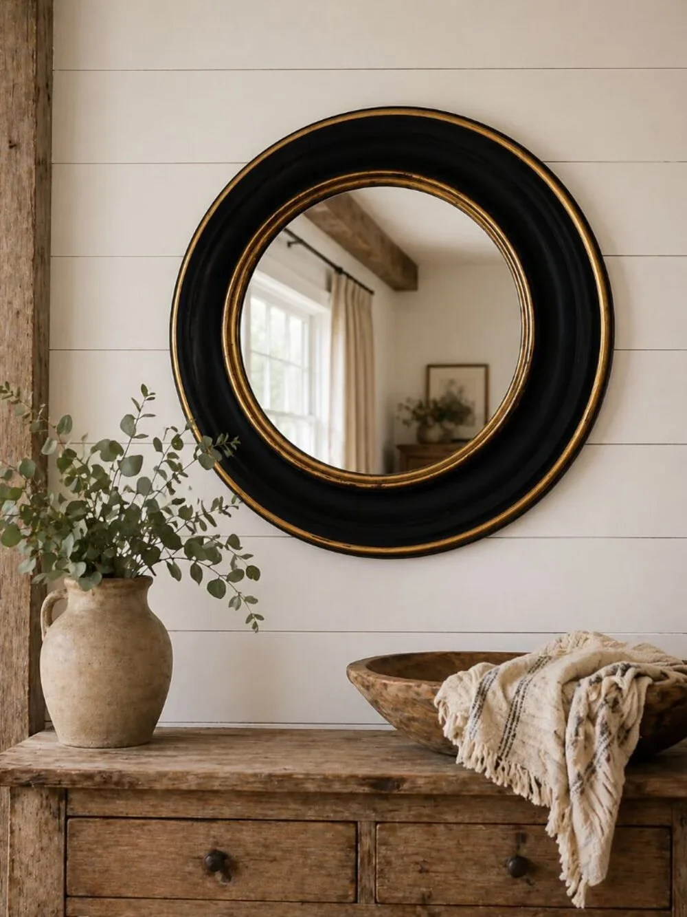 Round Black and Gold Accent Wall Mirror - Unbranded
